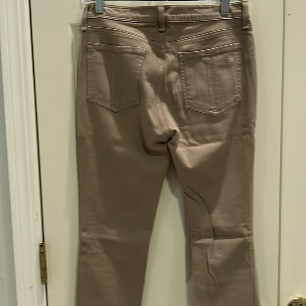 Tan - Picture 4 of 6
